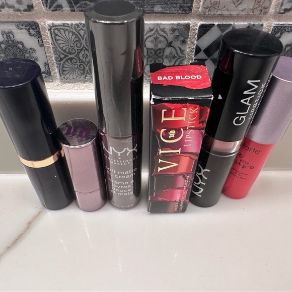 Lipstick lipgloss lot Estée Lauder Vice Tarte NYX - Picture 2 of 4